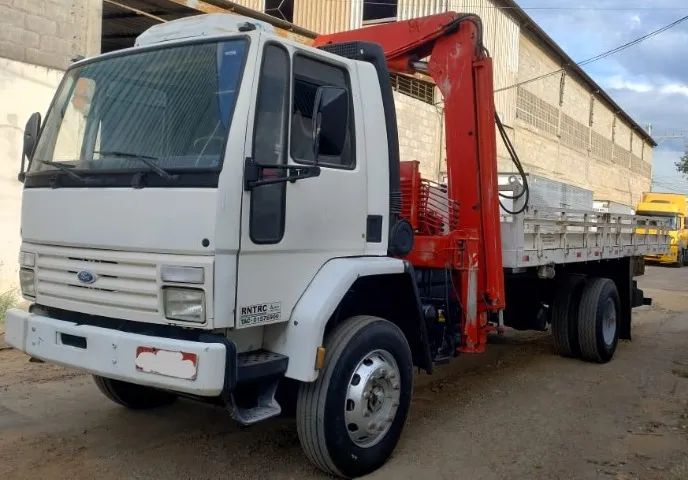Ford cargo 1617 munck cummins