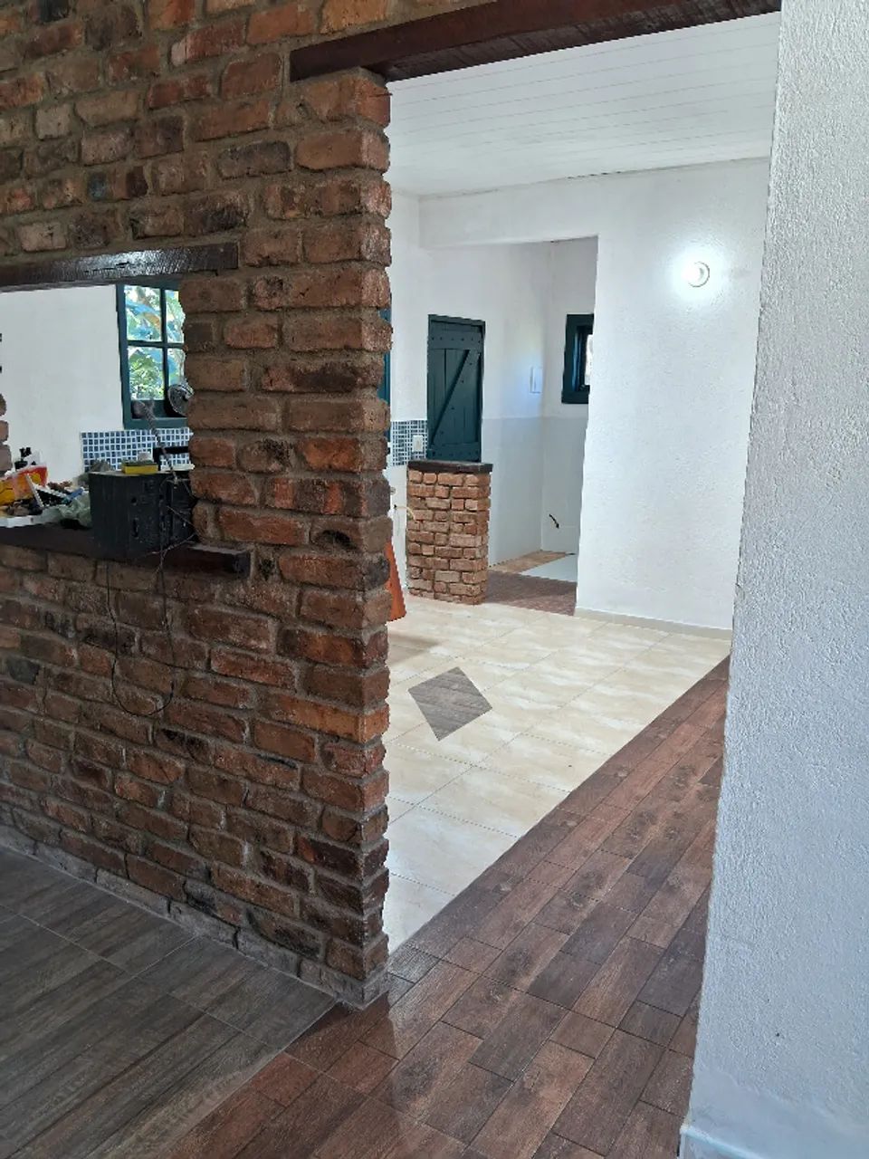 CASA DE SÍTIO RÚSTICO EM MARICÁ - 2 QUARTOS E AMPLO VERDE - Foto 2