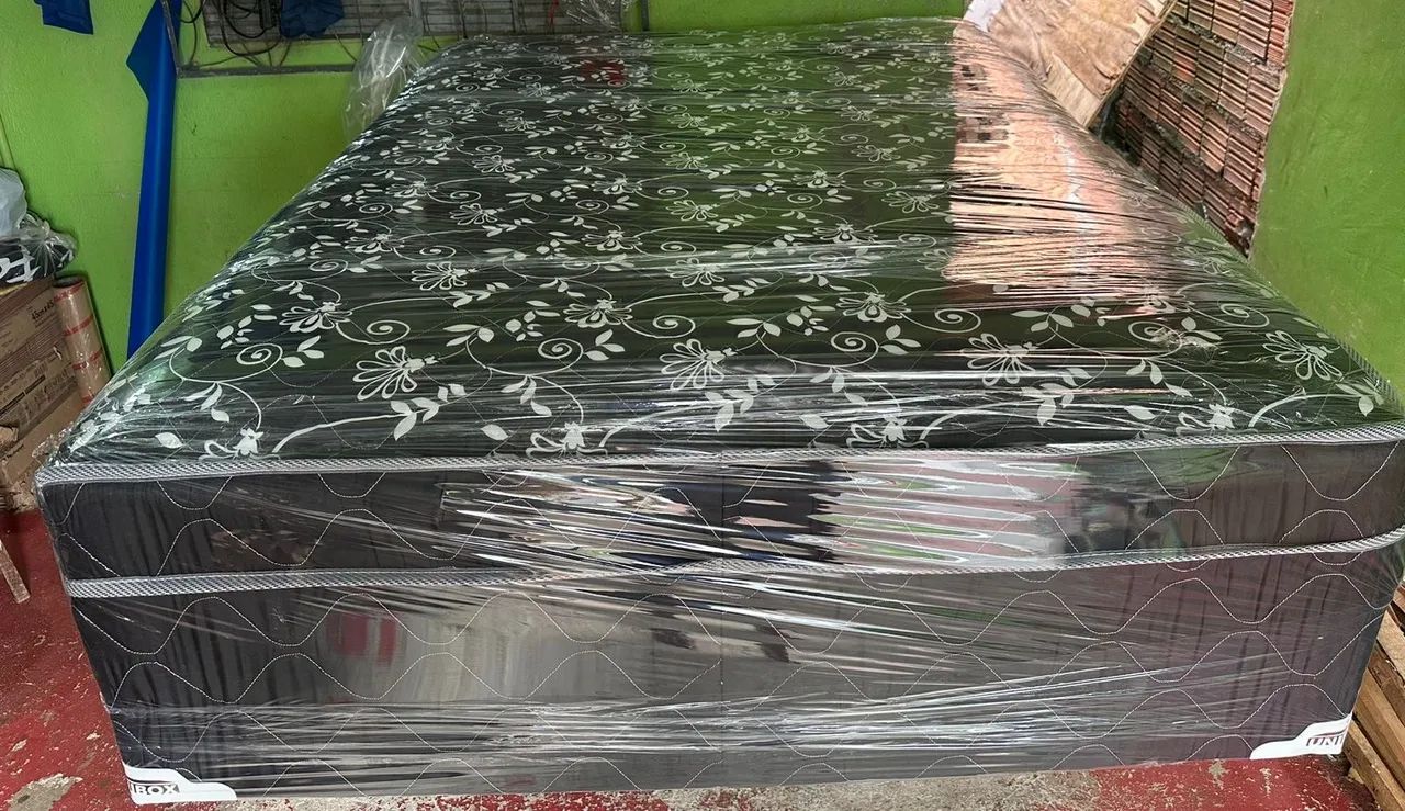 Cama box de casal de mola
