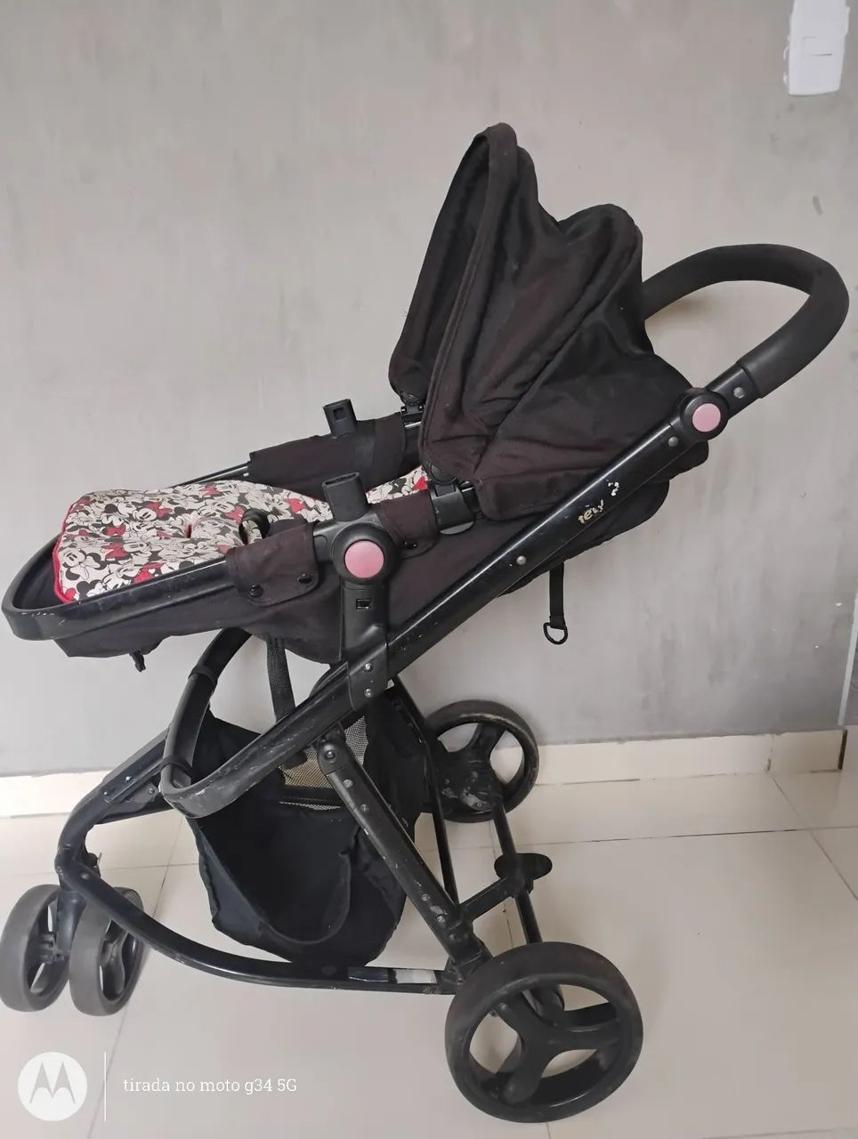 Vendo carrinho de bebê safety