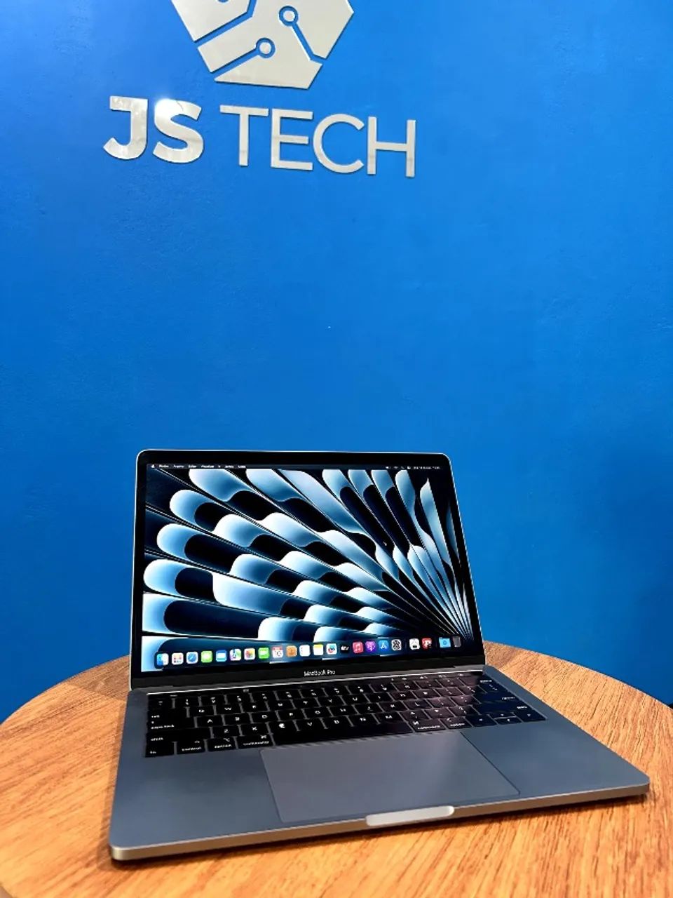 MacBook Pro 2018 Touch Bar 8/256gb - Notebooks - Parque Jacaraípe