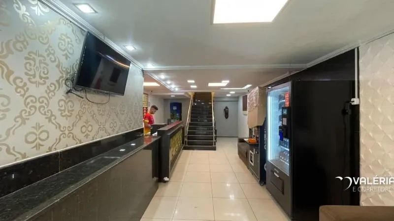 PRÉDIO COM 7 ANDARES, 53 QUARTOS, 1.67642M ² - Foto 2