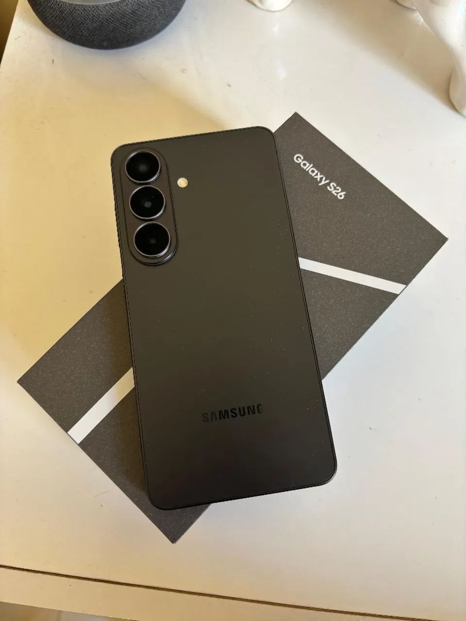 Vendo Samsung S26 12gb de RAM e 256gb memória interna - Foto 2