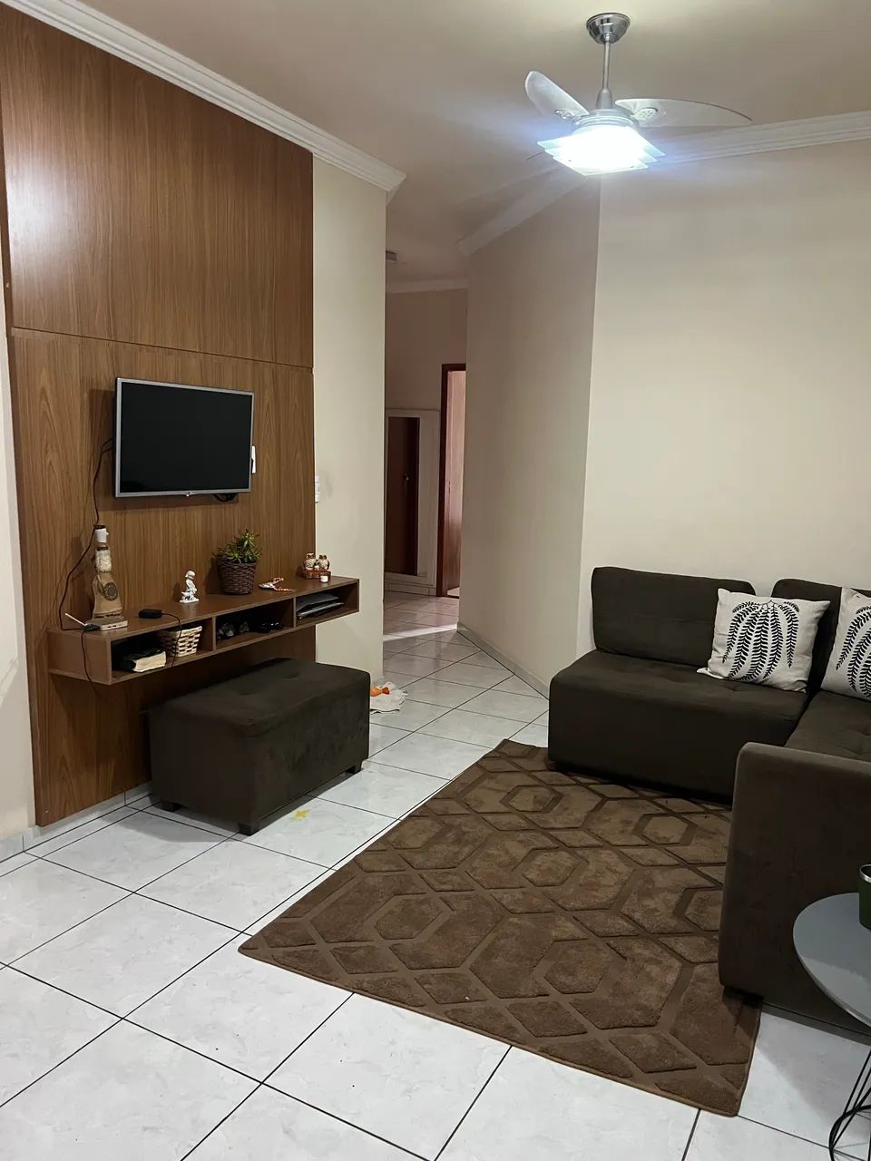 Alugo apartamento mobiliado 