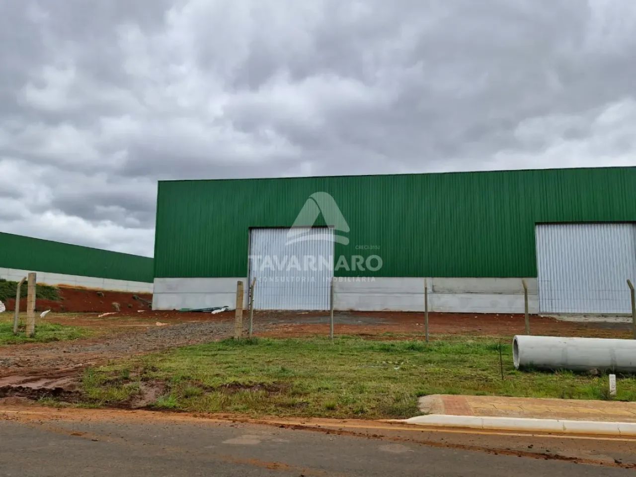 Barracão no Distrito Industrial