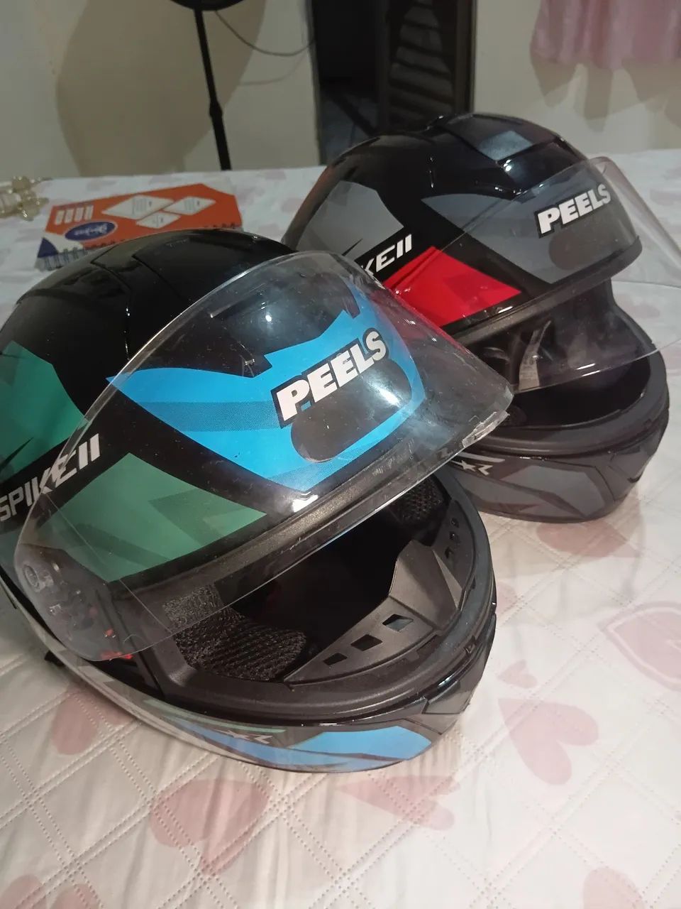 VENDO CAPACETES SEMI NOVOS - Foto 4