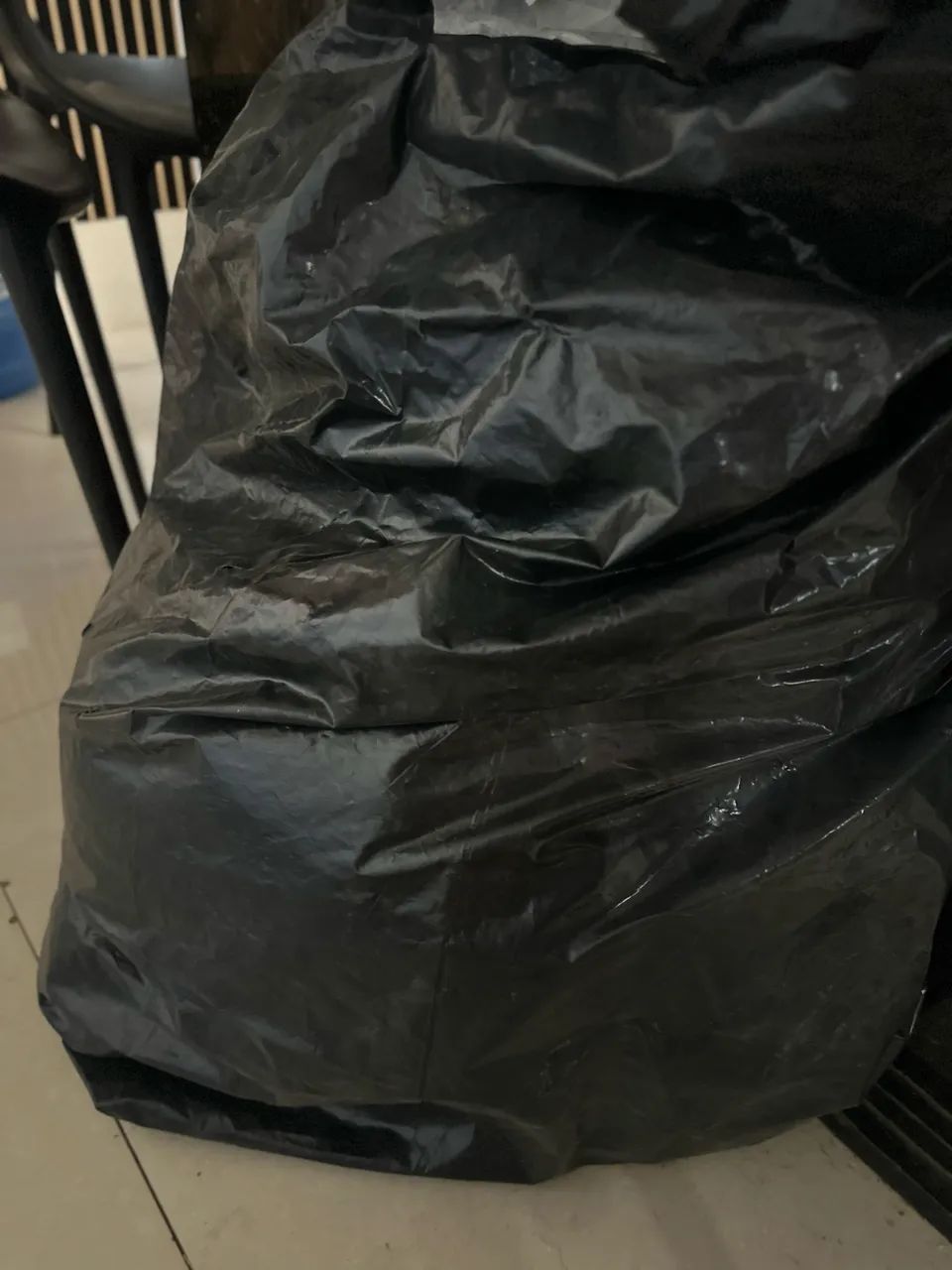 Roupas para bazar/ novas e usadas 