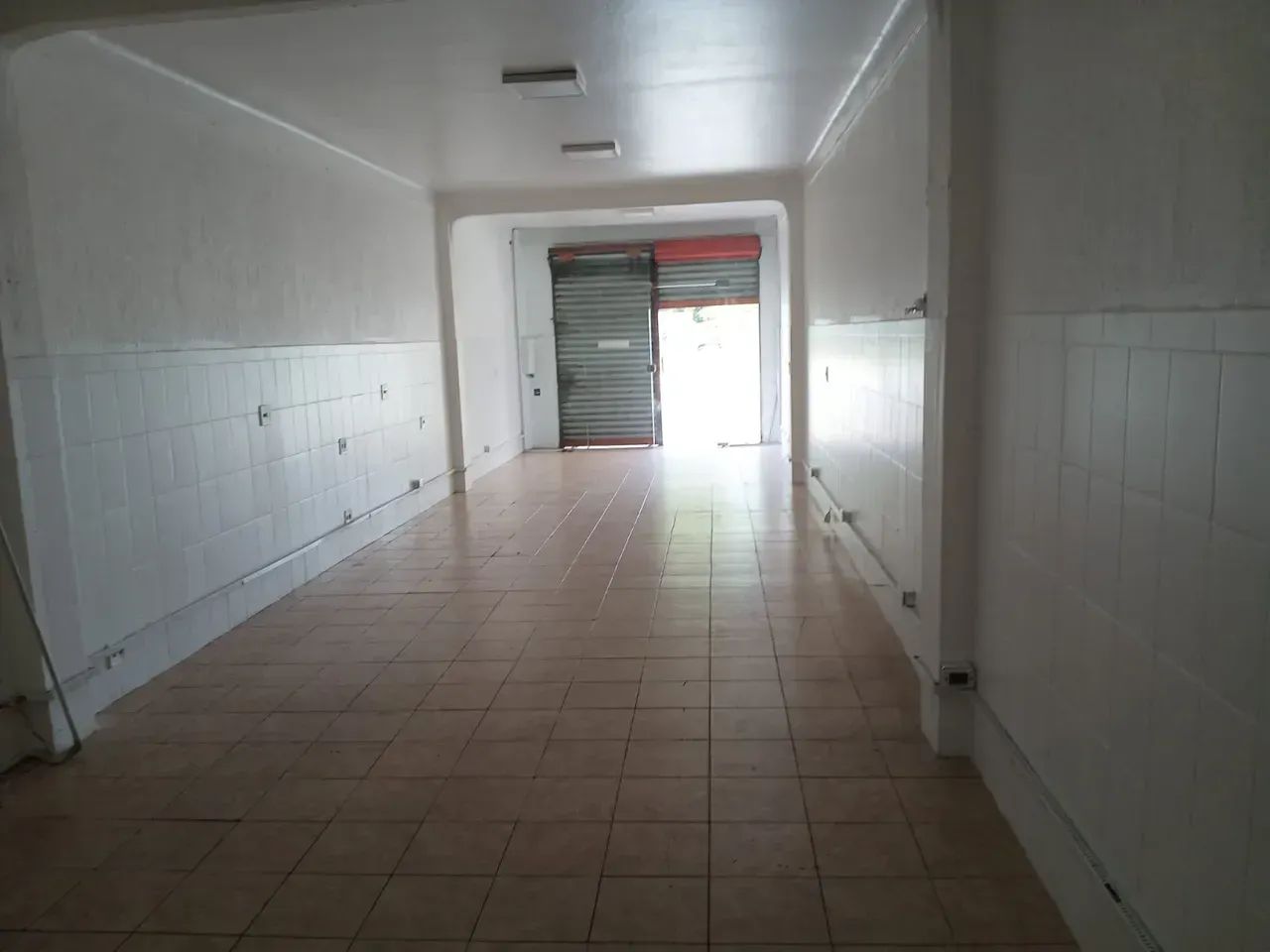 ALUGA-SE PONTO COMERCIAL/ no BOULEVARD - Foto 2