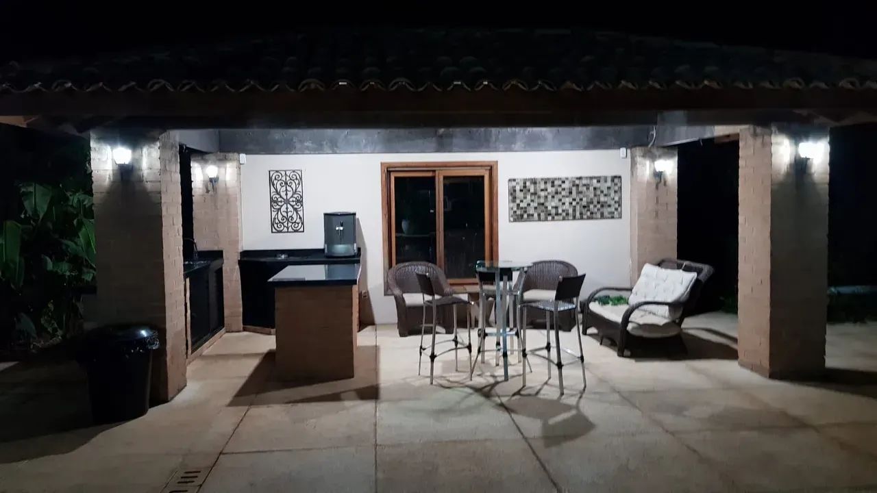 Imóvel para venda possui 410 metros quadrados com 4 quartos - Foto 4