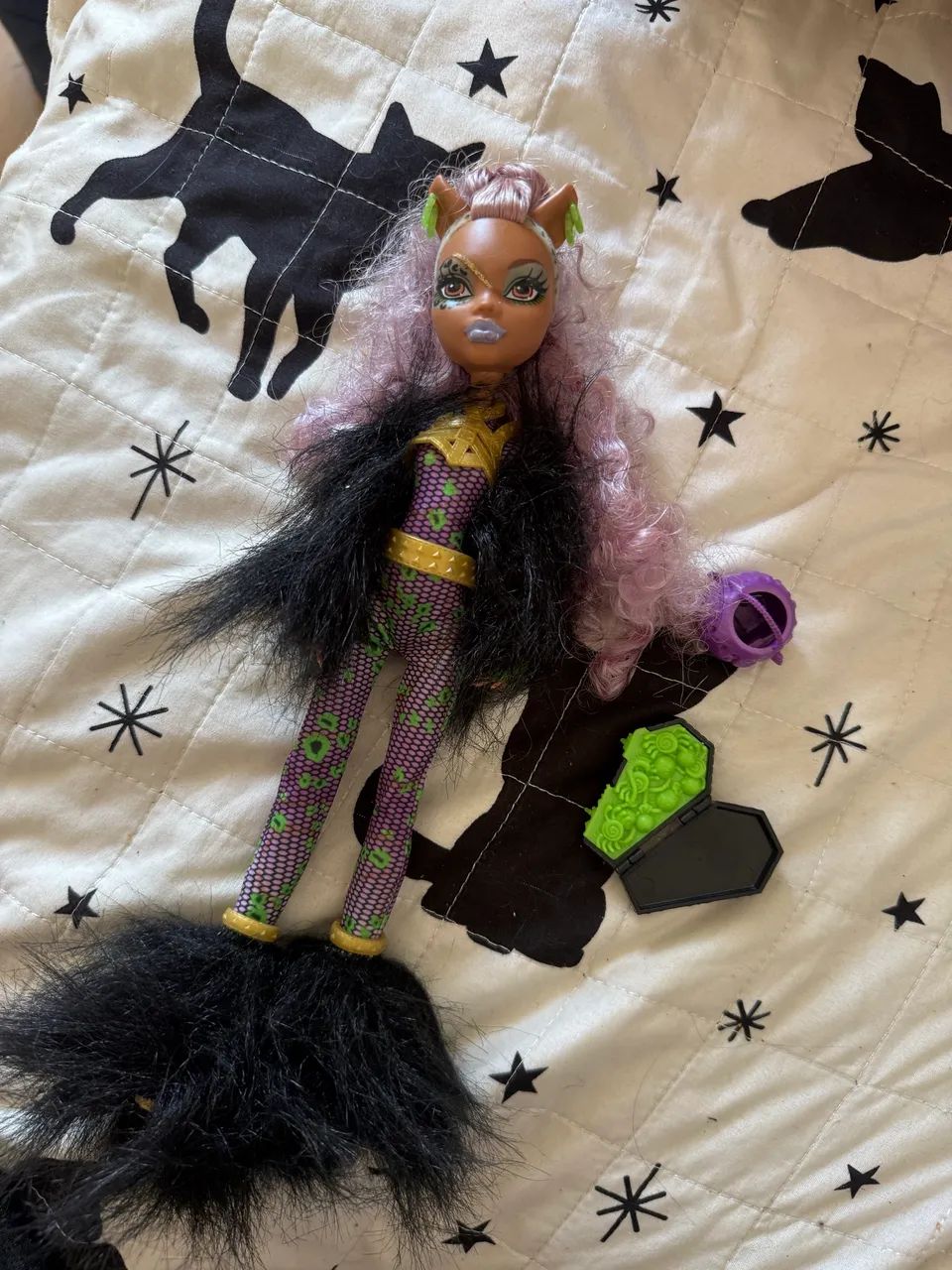 Clawdeen Wolf Ghouls Rule (2012)