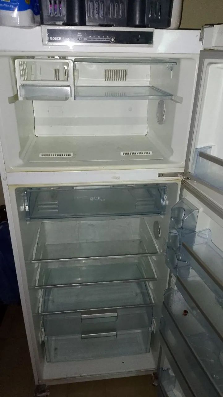 Vende-se geladeira