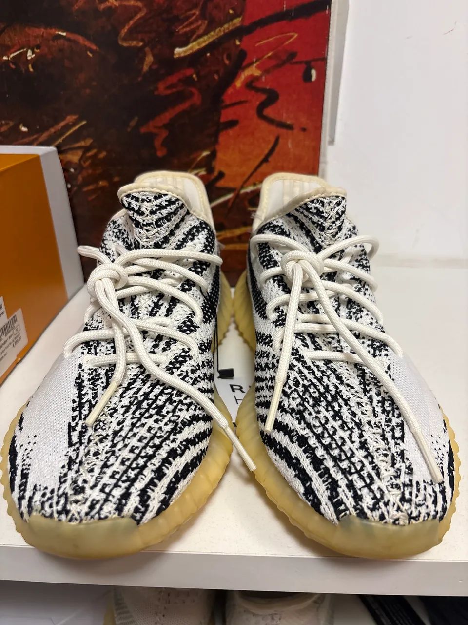 Adidas Yeezy 350 Zebra  - Foto 2