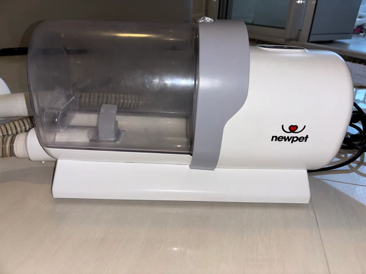 ASPIRADOR DE PELOS PET - NEWPET (ESCOVA, APARA E ASPIRA) - Foto 2