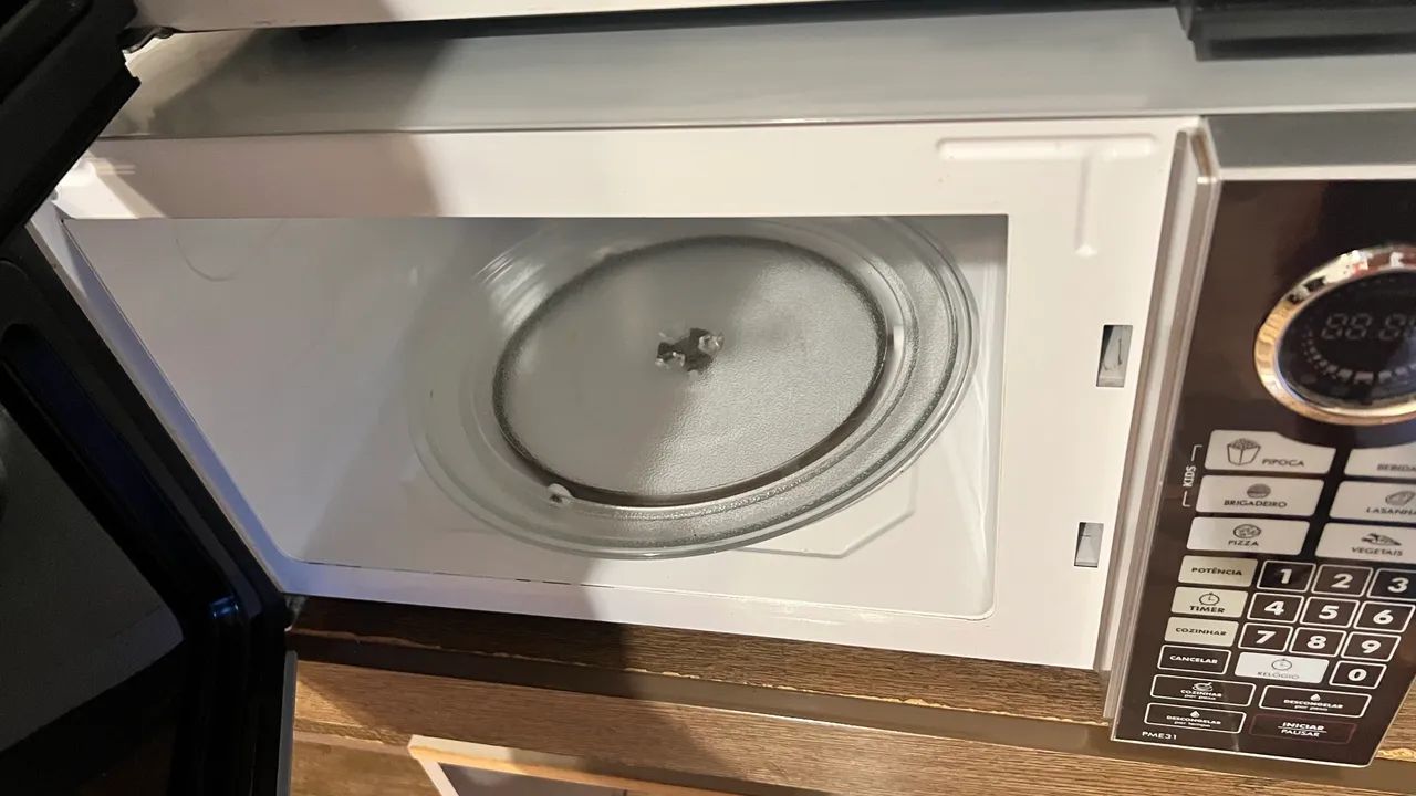 Vendo dois lindos e perfeitos microondas  - Foto 2
