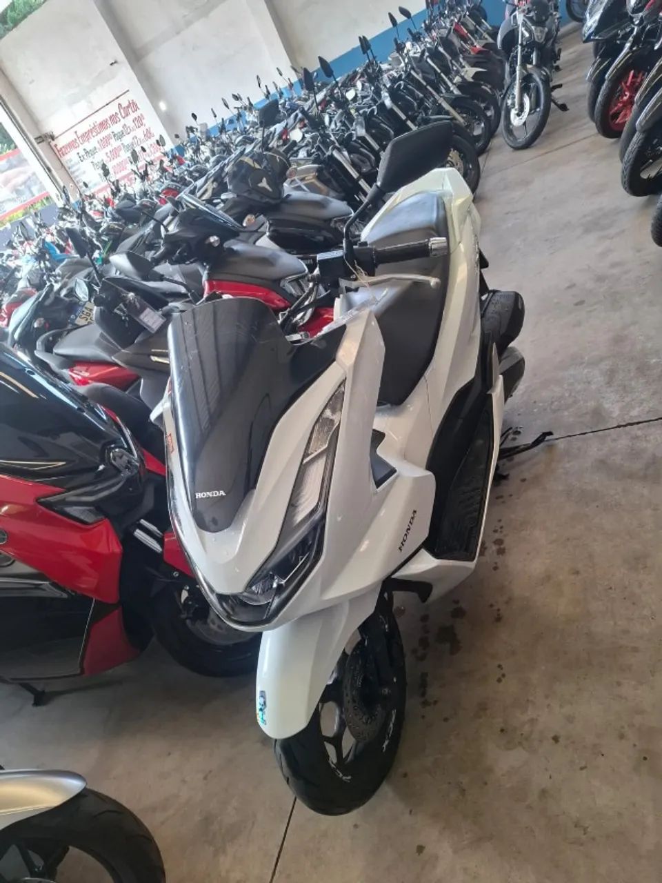 Honda PCX 160cc 2023 - Foto 3