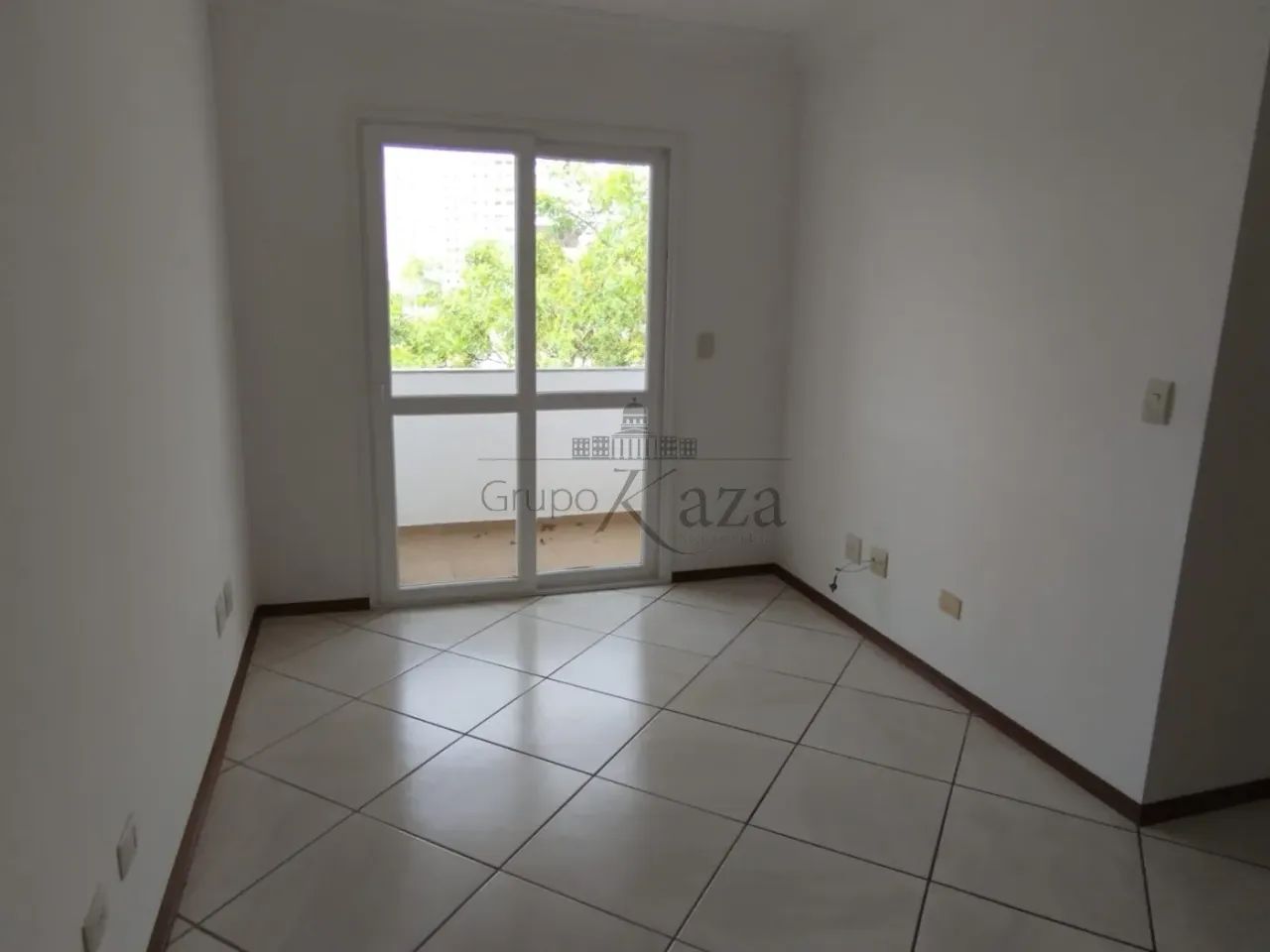 Apartamento - Jardim América - Edifício Kasatu Maru - 3 Dormitórios - 80m².