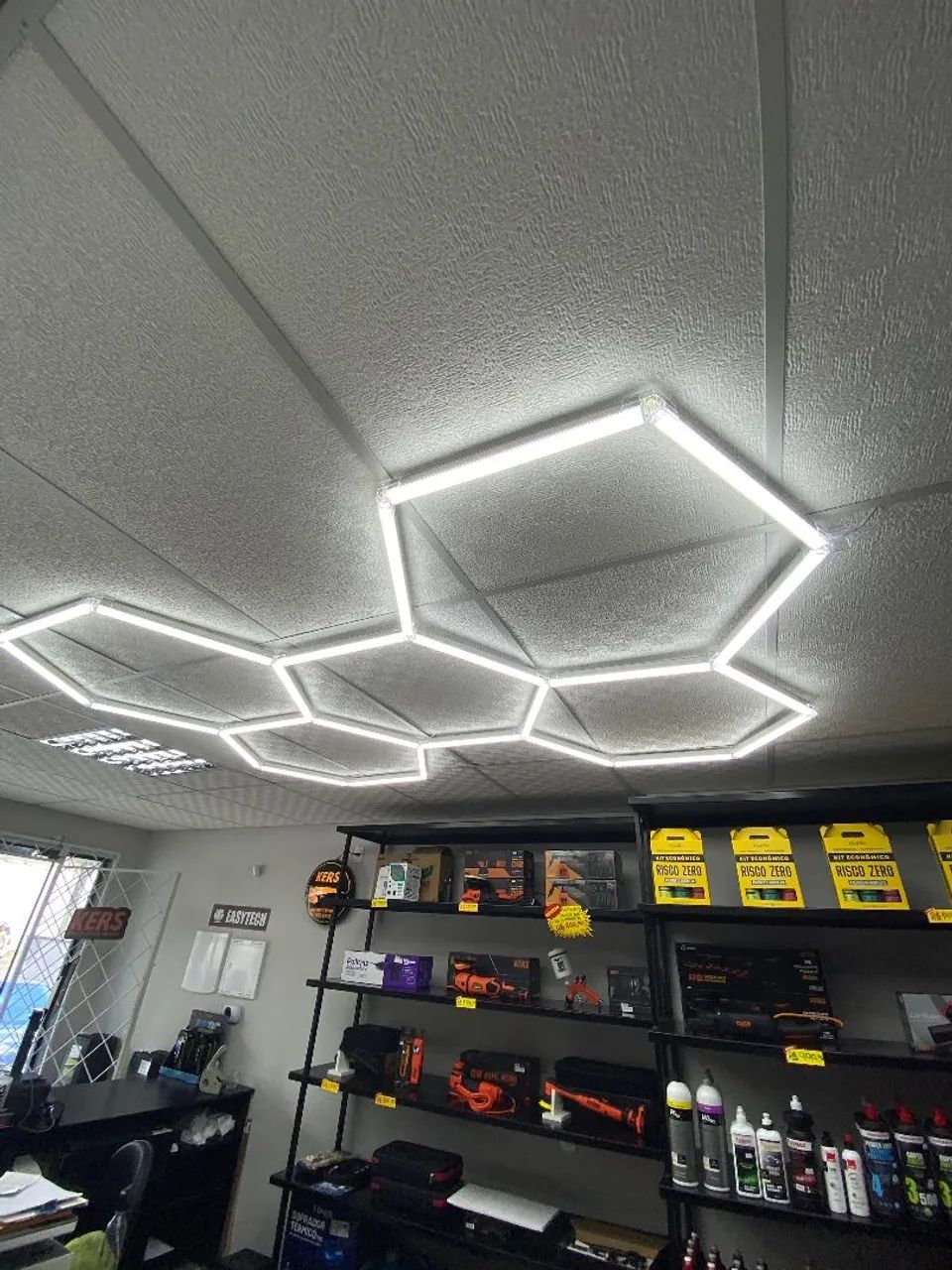 Iluminação para barbearia - Foto 2