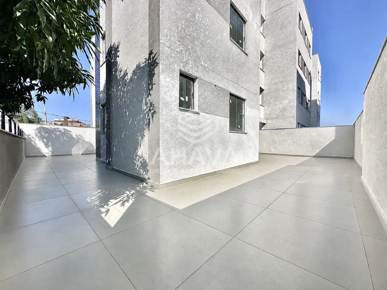 Apartamento com Área Privativa 3 Quartos à Venda