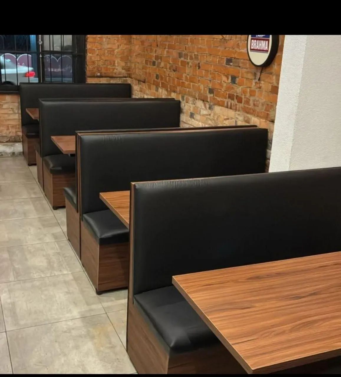 Sofa booth medindo 1,20 promoção 1,600 o conjunto 