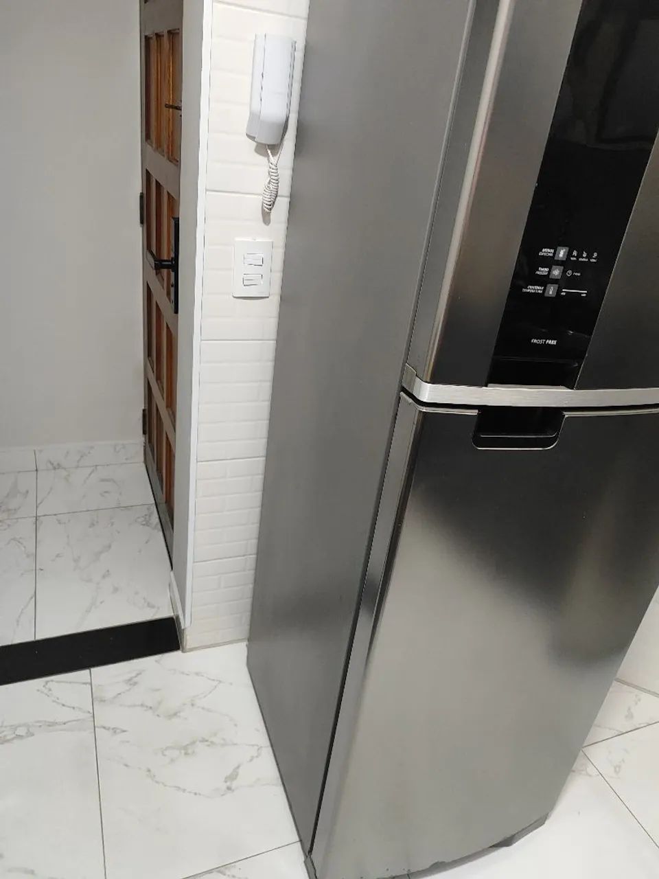 Geladeira Brastemp 375 L !! Usado , em bom estado de conservação !! - Foto 4