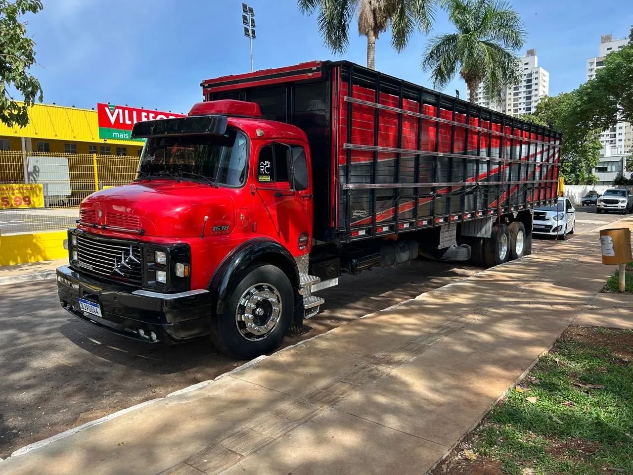 Caminhão Mercedez 1518  - Foto 3