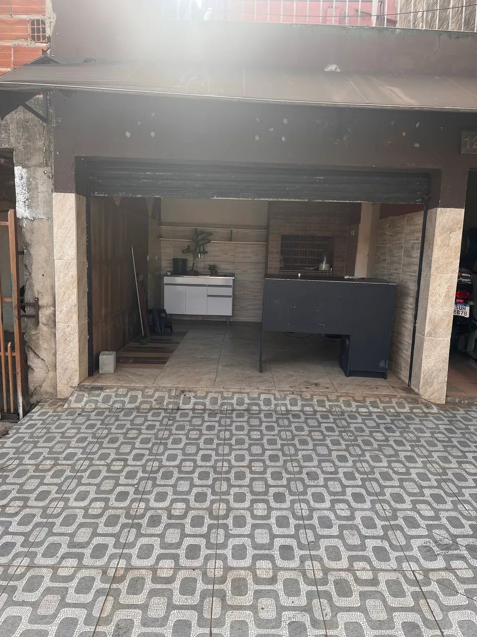 Casa e salão pequeno  - Foto 4