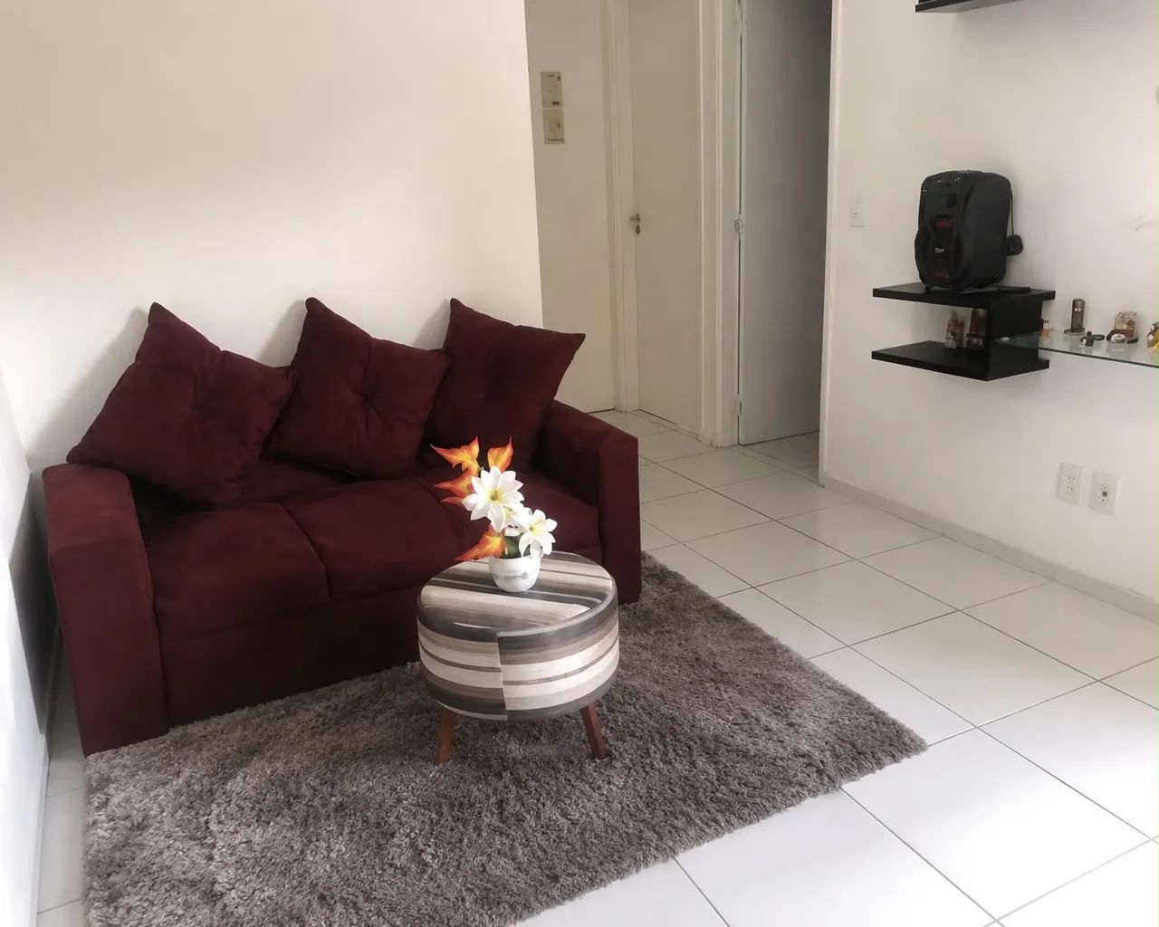 APARTAMENTO MOBILIADO VALOR 1,000