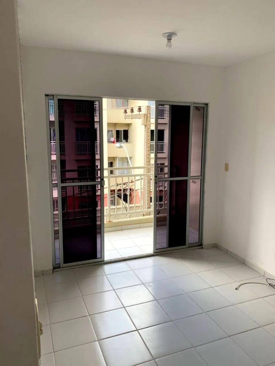 Vendo apartamento / 2 quartos e 2 banheiros  - Foto 2