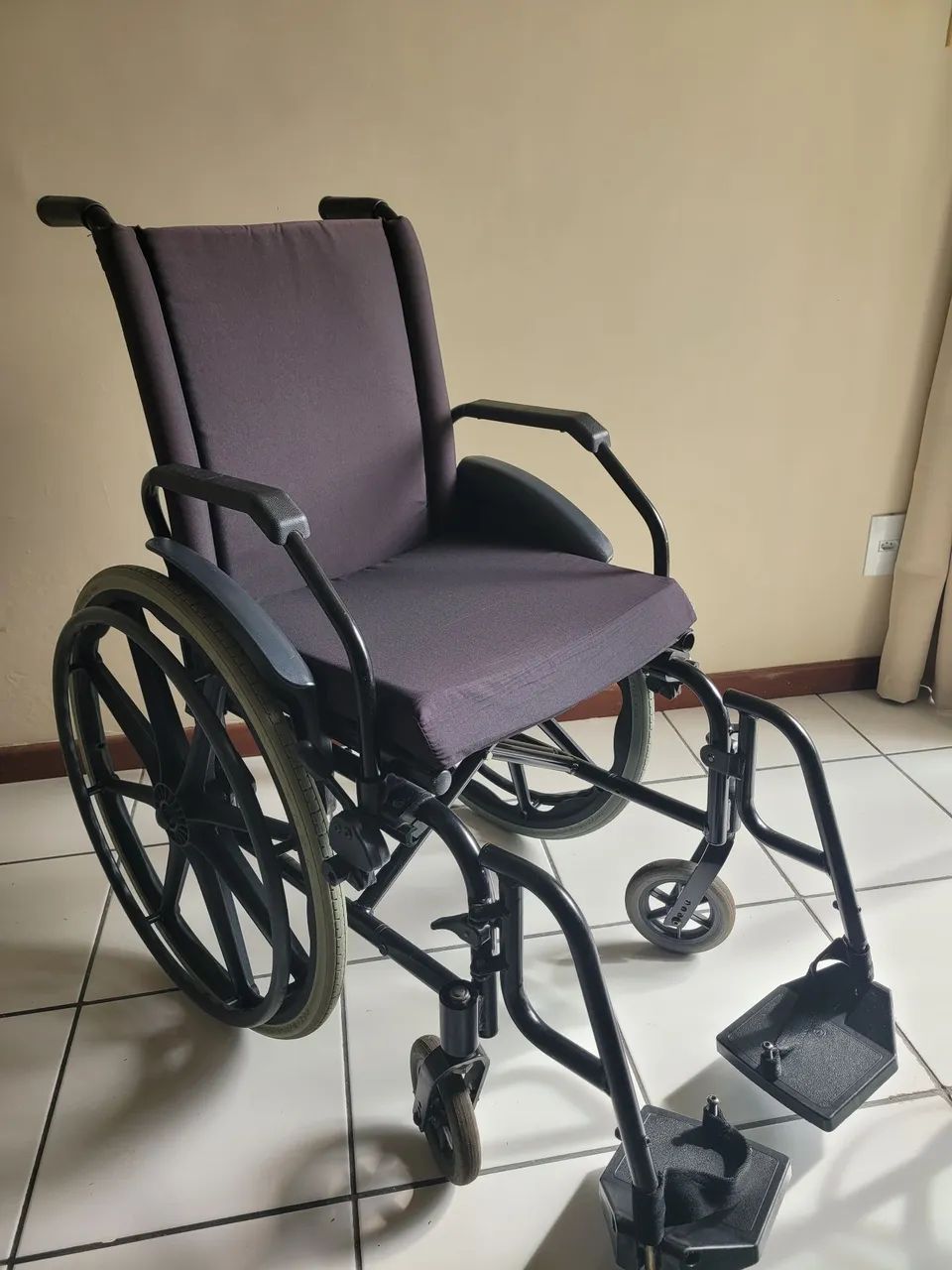 Cadeira de rodas  - Foto 5