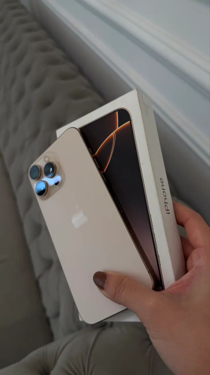 Iphone 16 pro max  - Foto 2