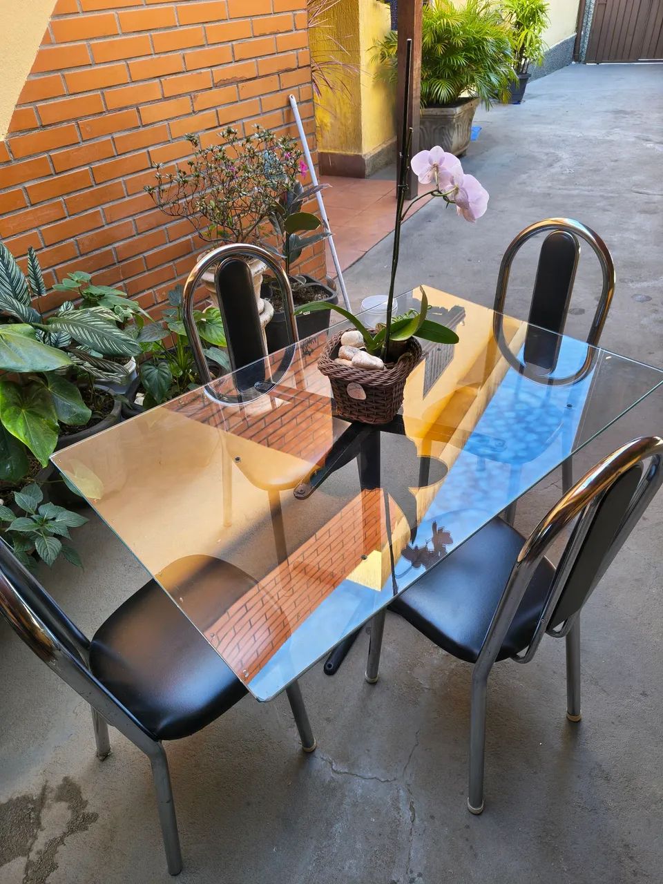 Mesa de Vidro com 4 Cadeiras 
