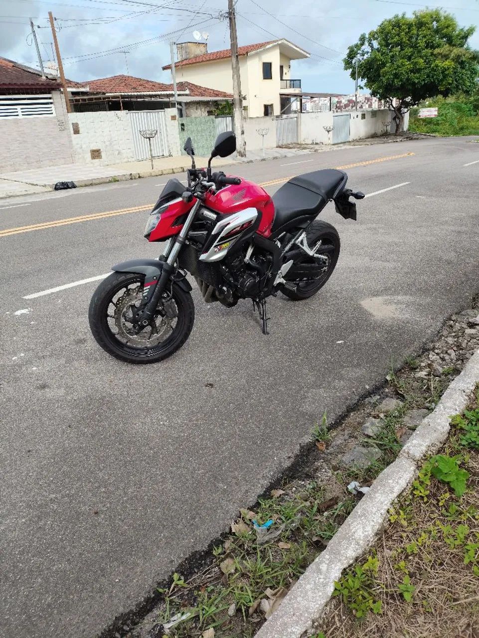 HONDA CB 650F 2018 - Foto 3