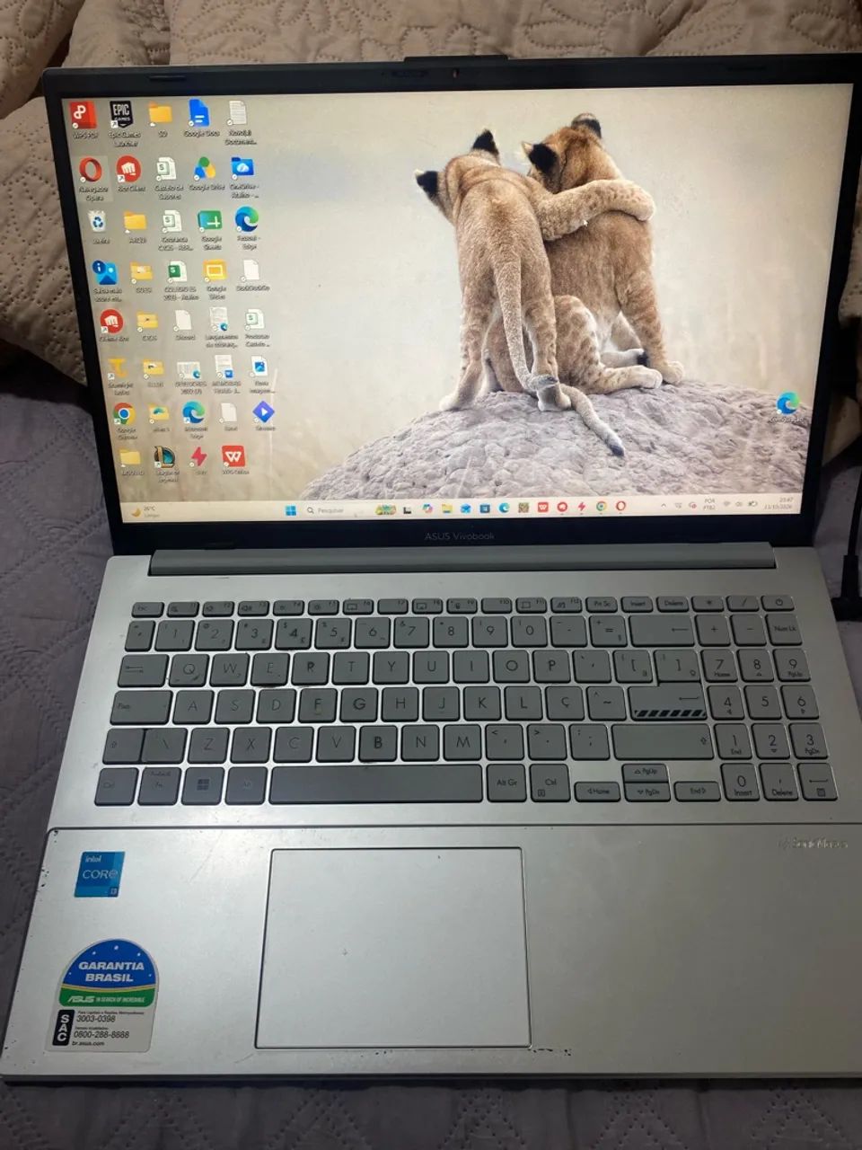 Asus vivobook 