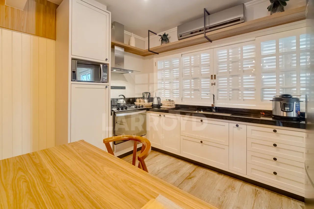 PREDIO COMERCIAL E RESIDENCIAL COM AMPLO APARTAMENTO + 4 SALAS COMERCIAIS TÉRREAS - Foto 5