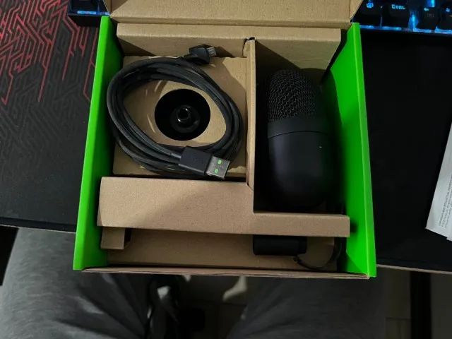 Razer Seiren Mini Preto COM DEFEITO! - Foto 5