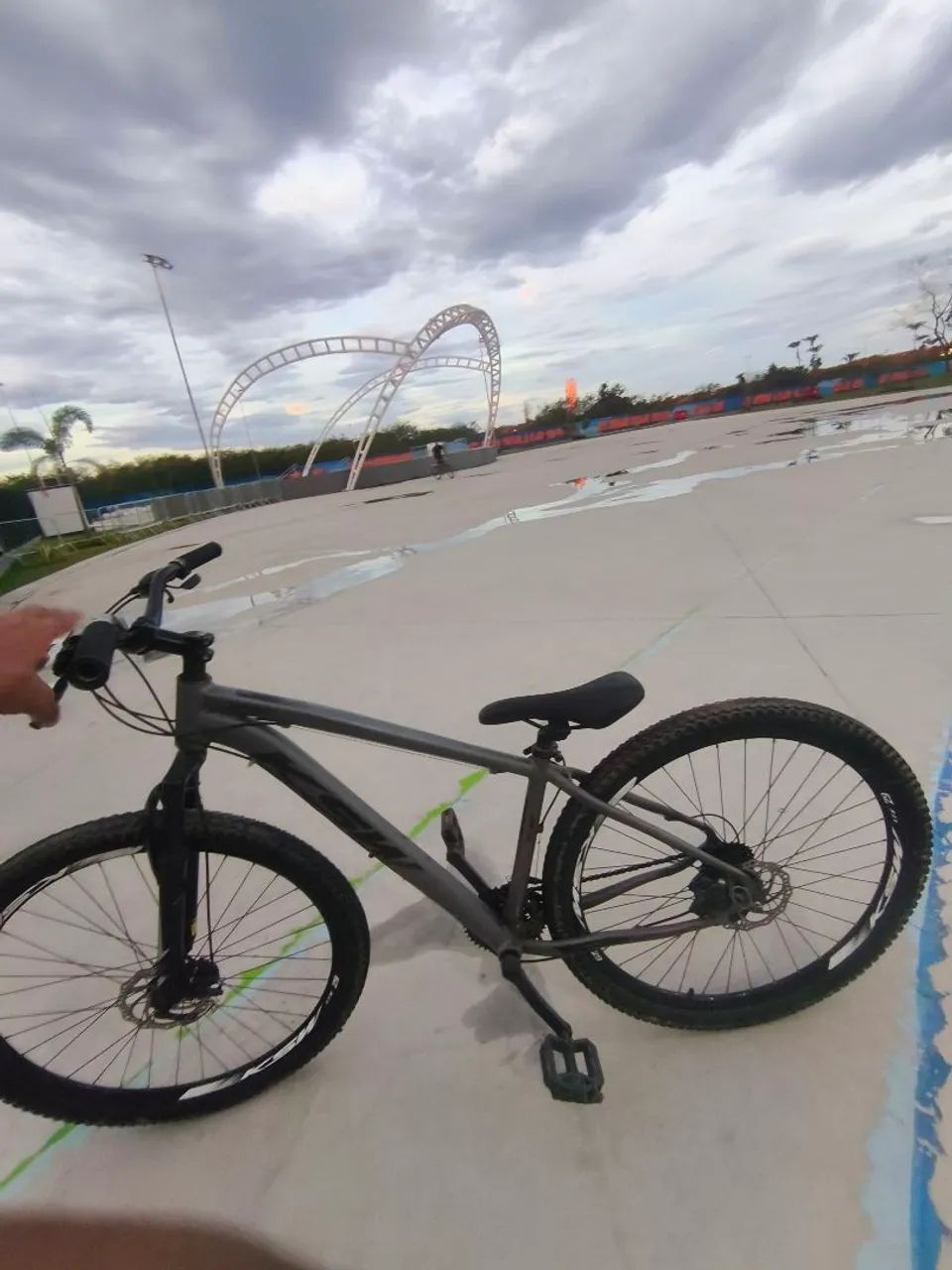 Vendo essa KSW para comprar outra bicicleta 