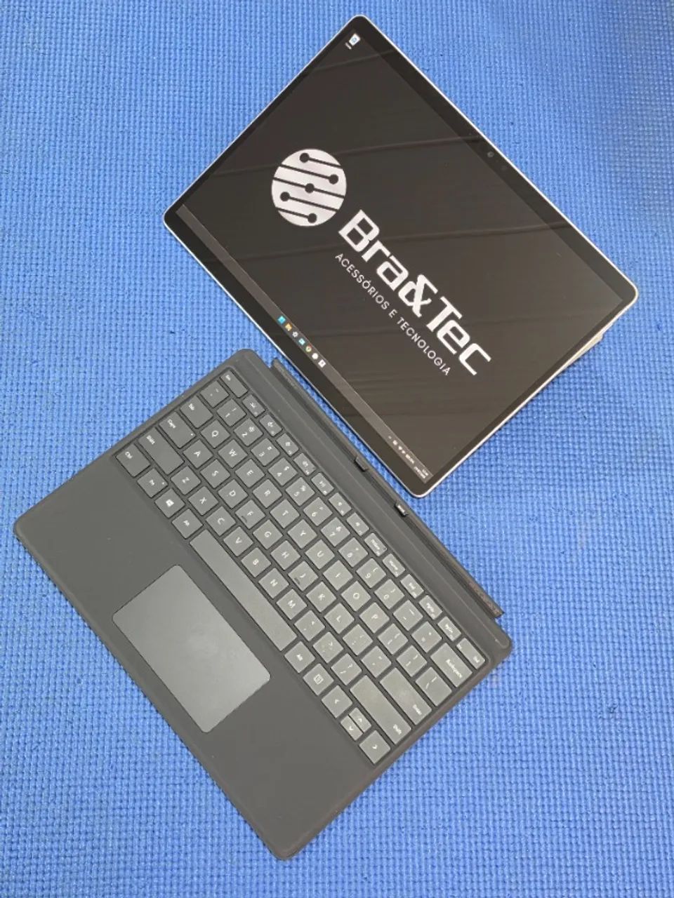 Microsoft Surface Pro 8, Core i5, 8GB RAM, SSD 256GB, Wi-Fi 6E, 13