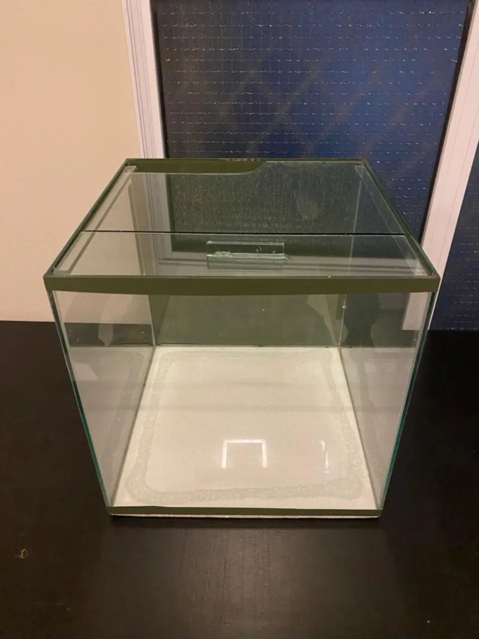 AQUÁRIO CUBO 27L PERFEITO ESTADO - Foto 3