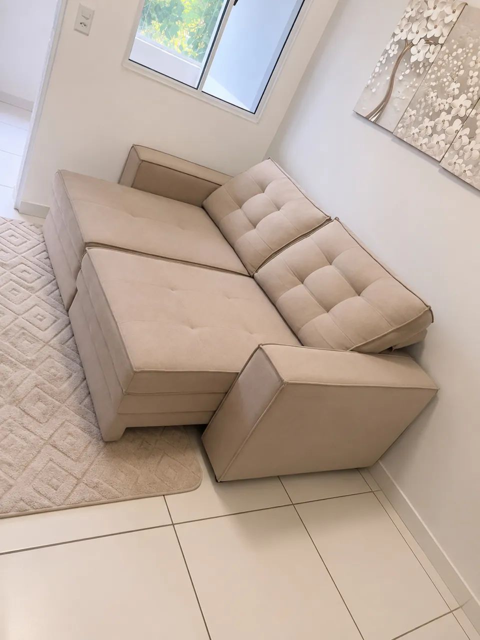 Vendo sofá e cama de solteiro 