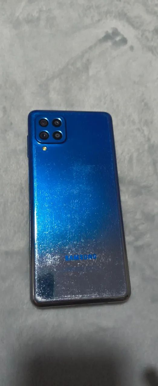 Celular M62