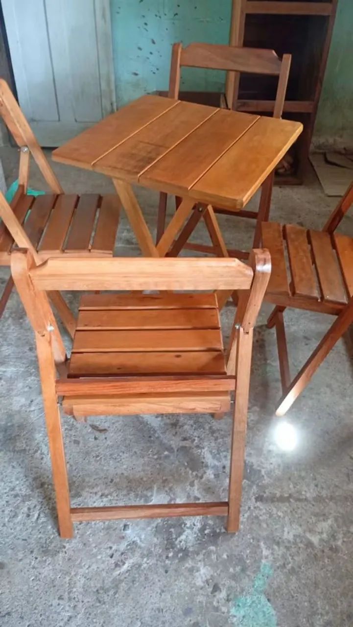 CONJUNTO DE MESAS 