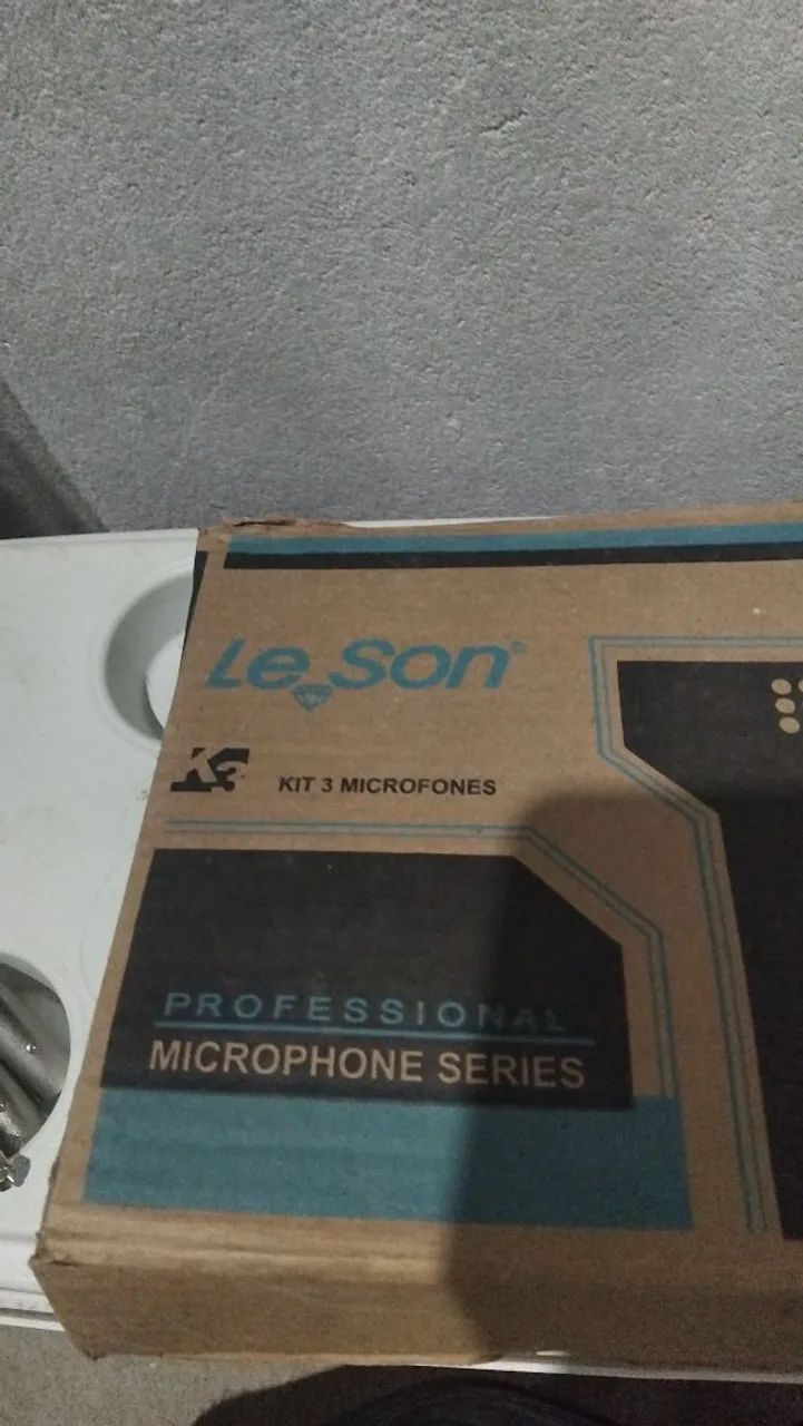 03 microfones leson + pedestal.  - Foto 3