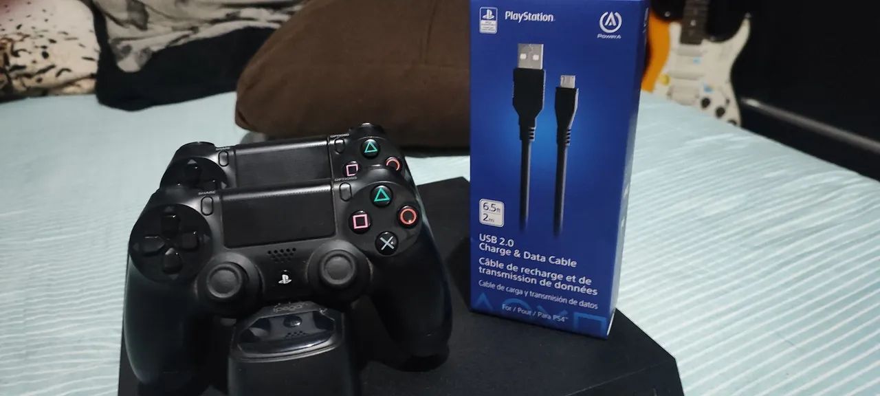 Ps4 FAT 500gb + 2 Controles originais com carregador, e 3 jogos  - Foto 5