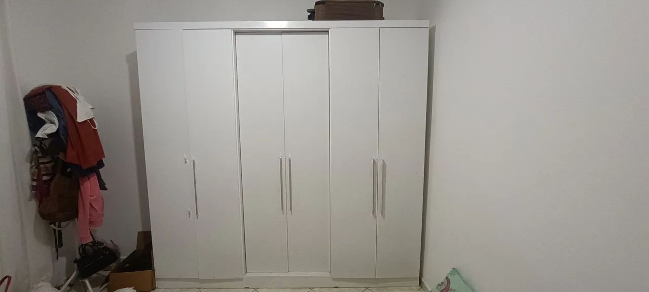 Guarda-roupa 
