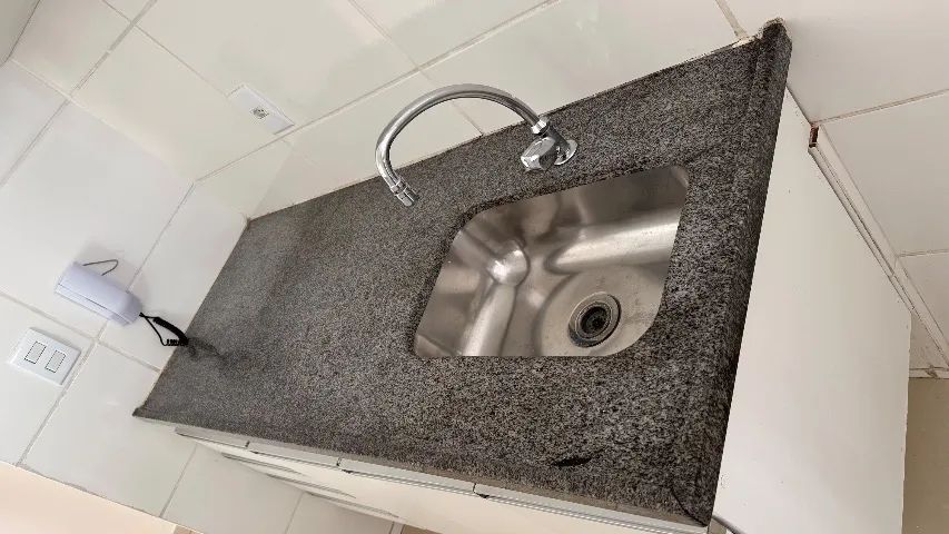Bancada de GRANITO com CUBA inox  - Foto 3