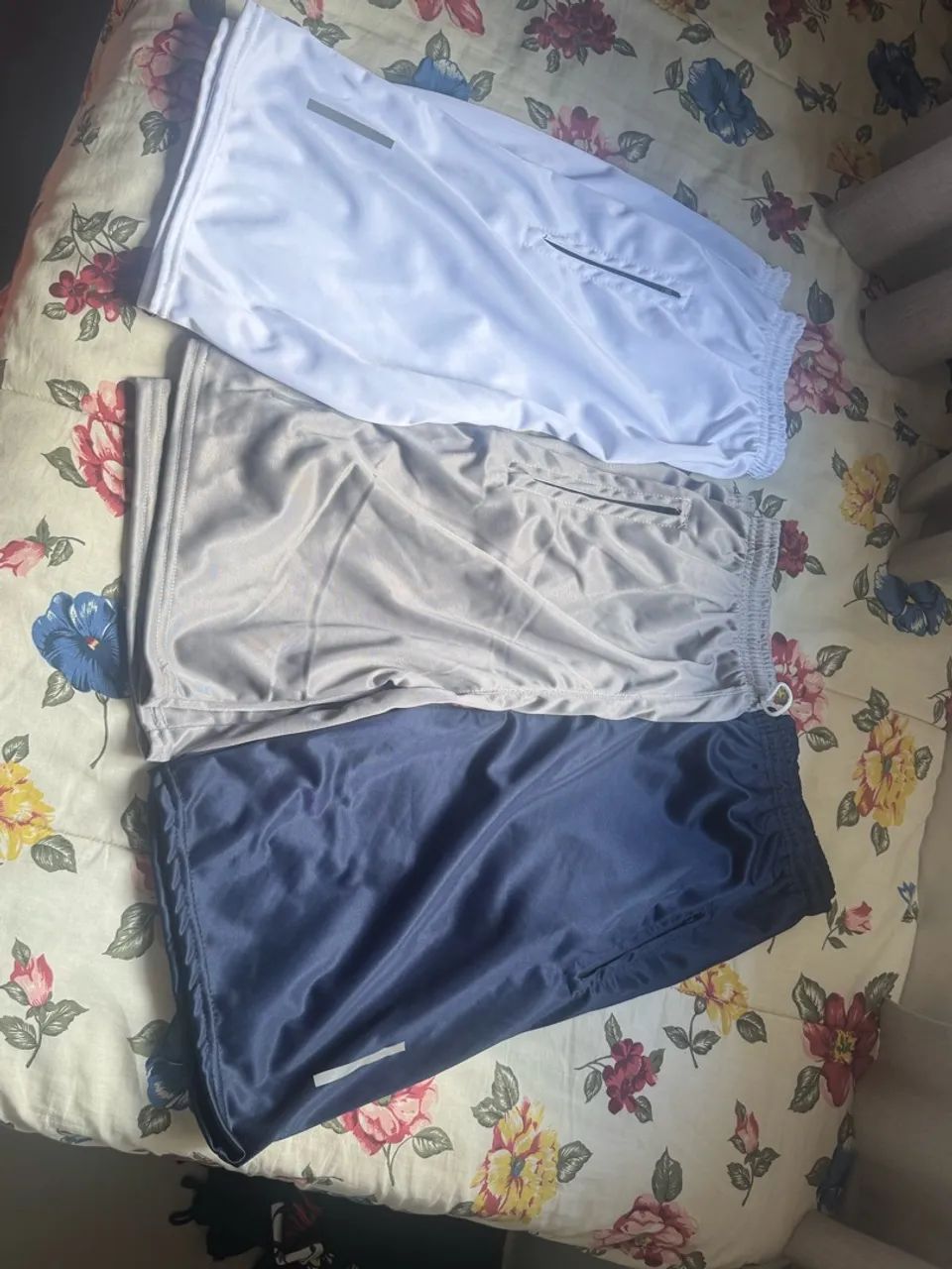 3 bermudas 