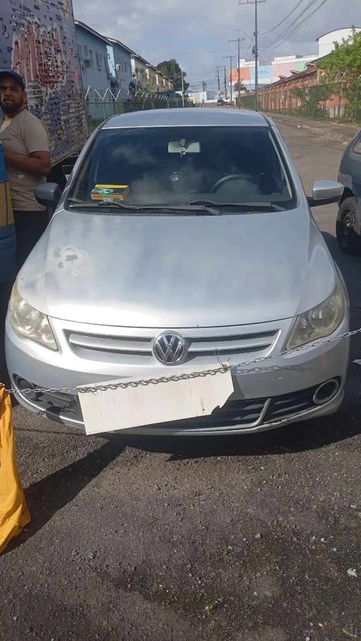 Volkswagen Voyage VOYAGE 1.0/1.0 City Mi Total Flex 8V 4p 2013