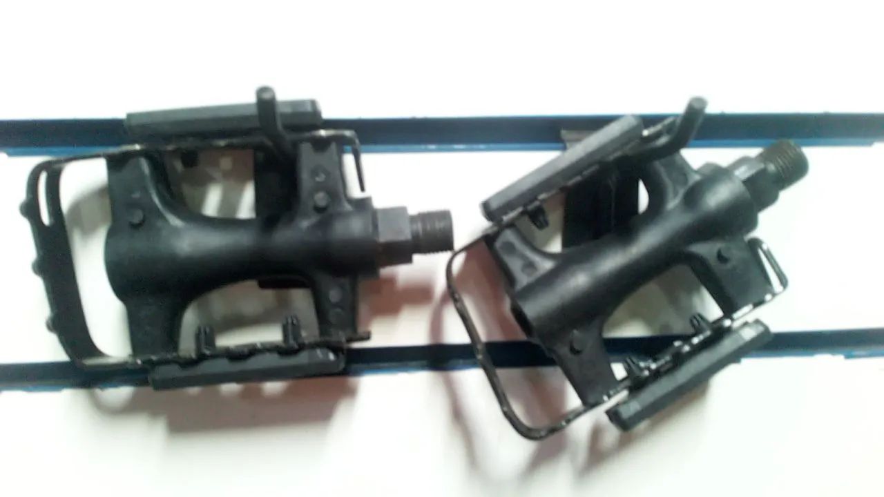 Par pedal com refletor aço/nylon 9/16 - Foto 4