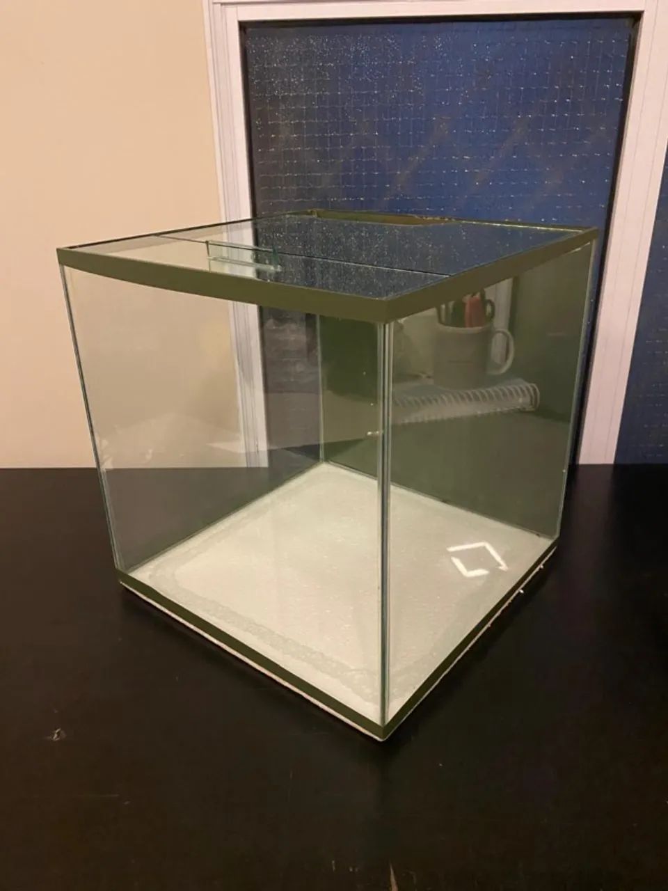 AQUÁRIO CUBO 27L PERFEITO ESTADO - Foto 4