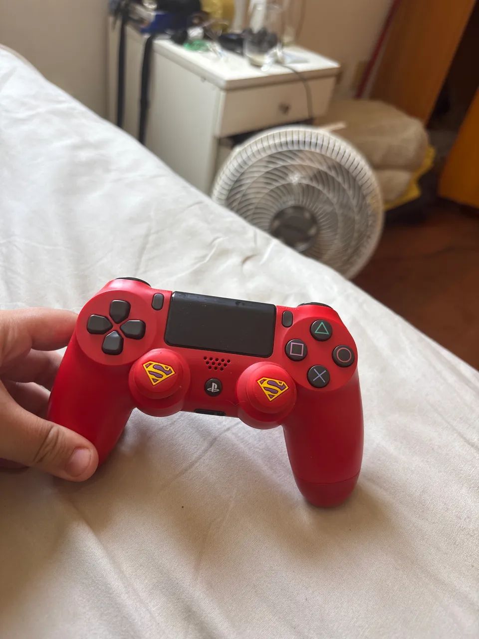 Ps4 slim 3 controles - Foto 2